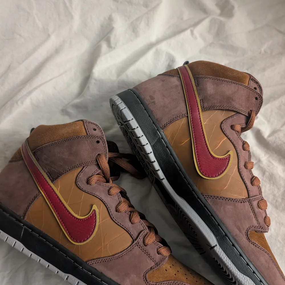 Nike Dunk High Premium SB - Cigar - Picture 1 of 5